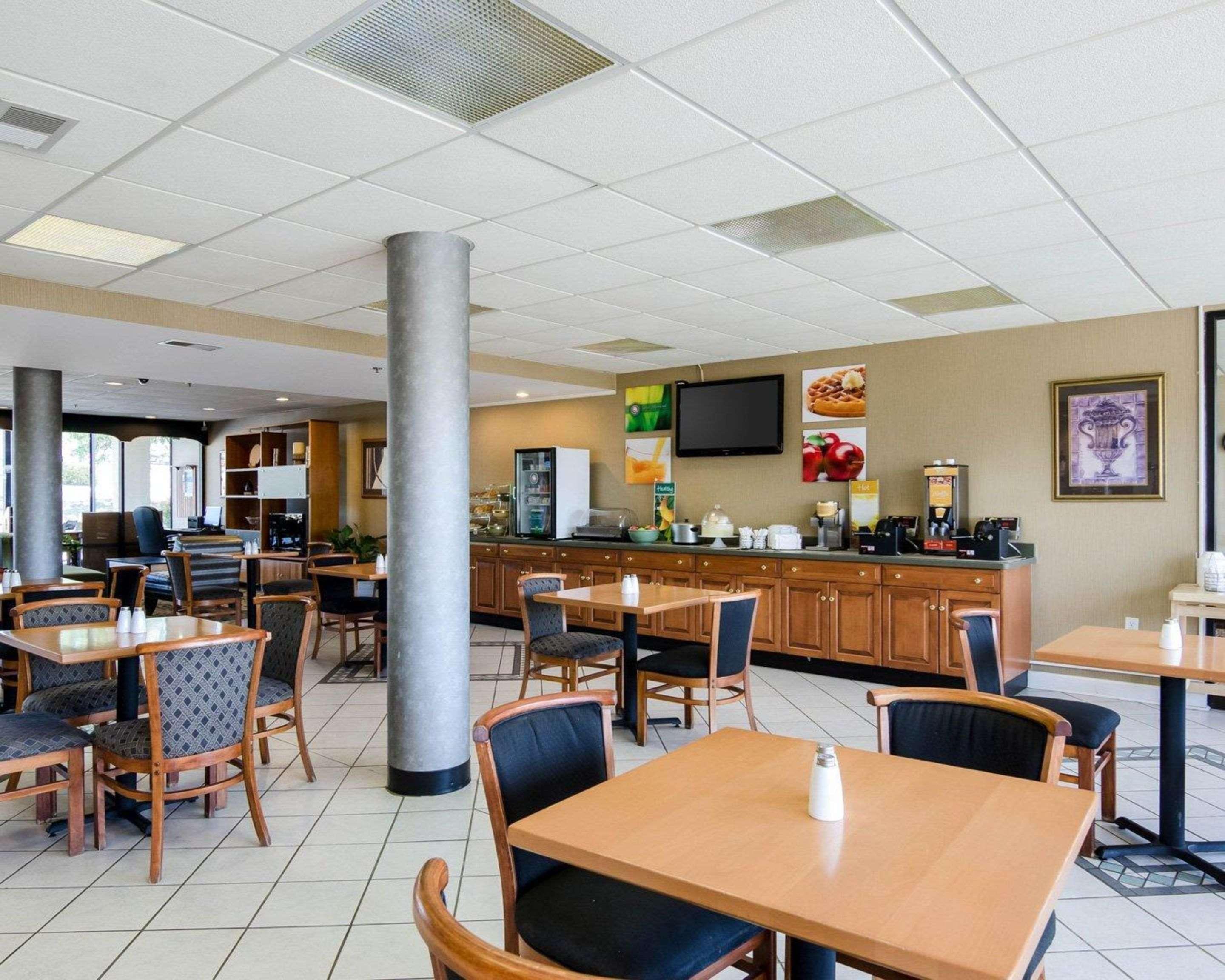 Quality Inn Troutville - Roanoke North Kültér fotó
