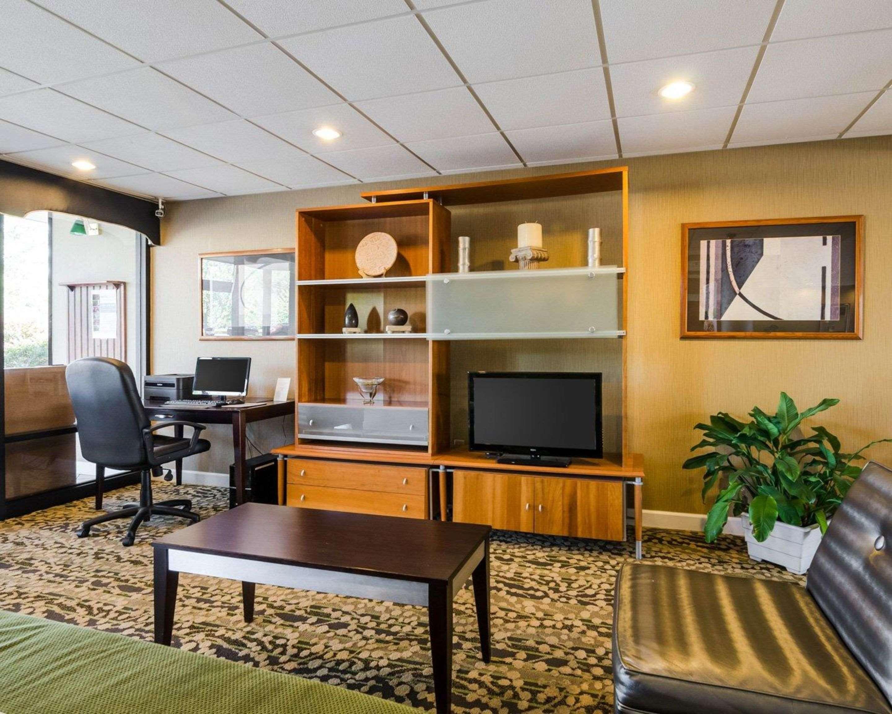 Quality Inn Troutville - Roanoke North Kültér fotó
