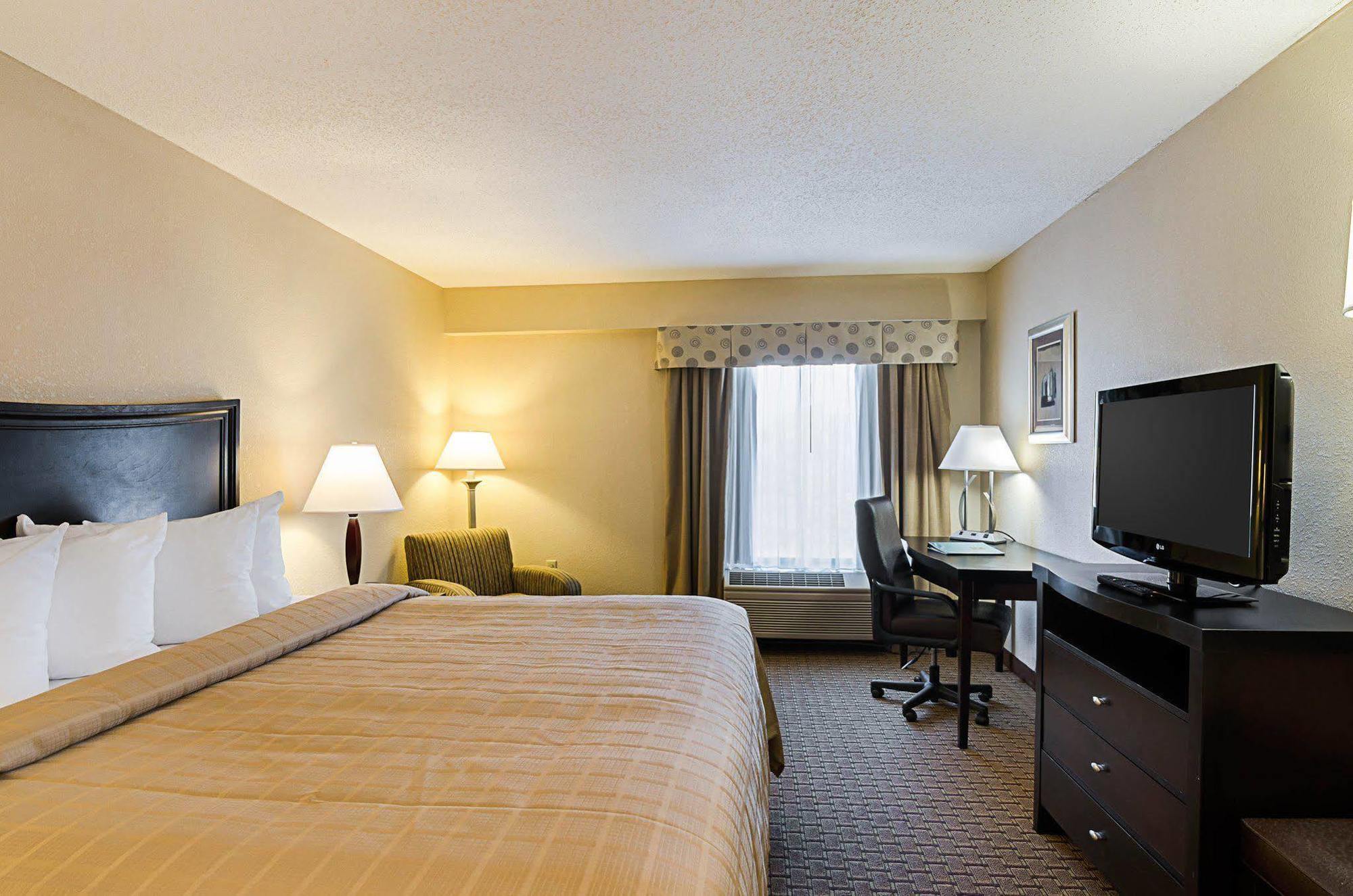 Quality Inn Troutville - Roanoke North Kültér fotó