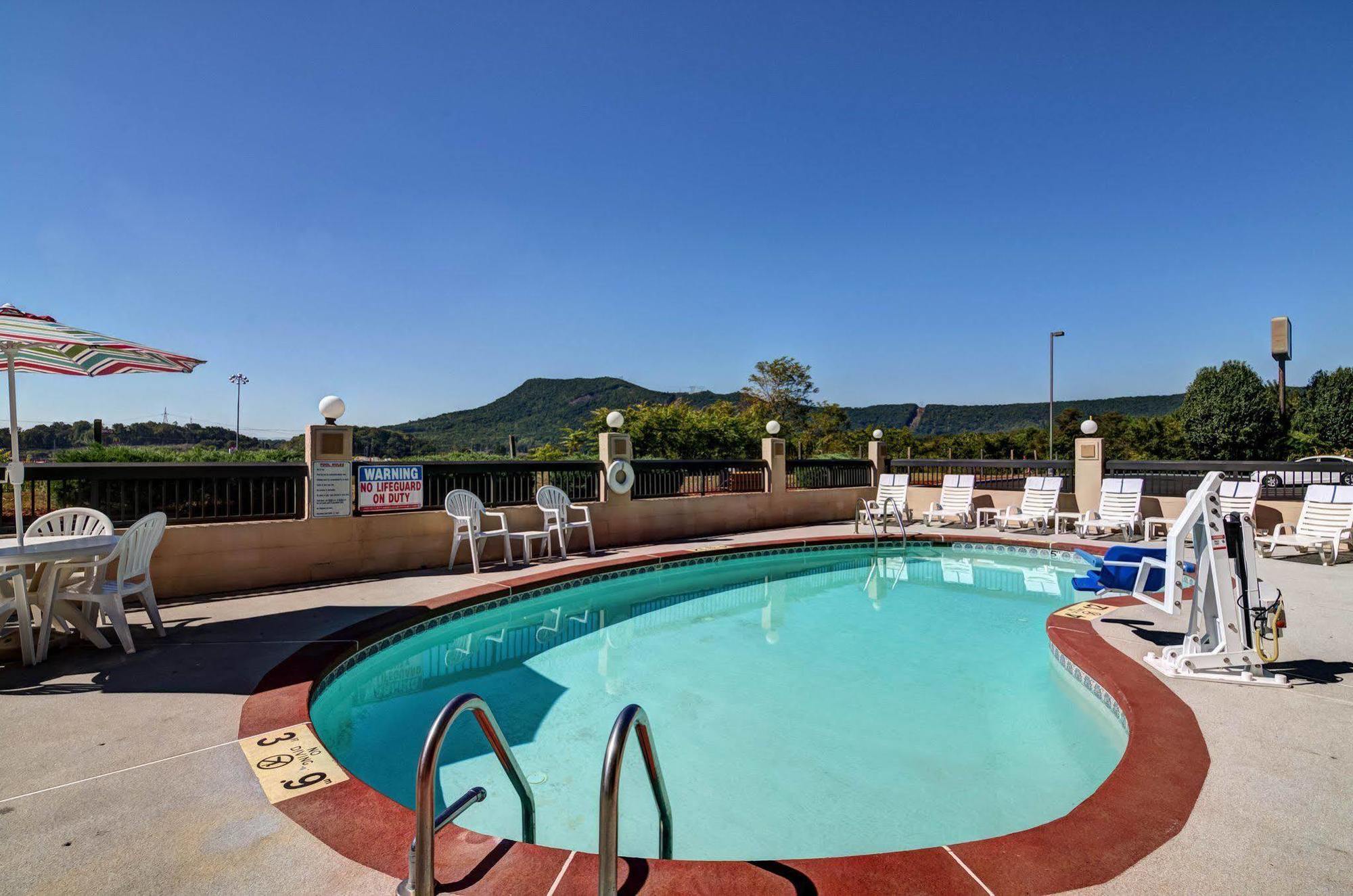 Quality Inn Troutville - Roanoke North Kültér fotó